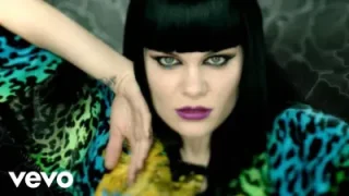Jessie J Domino