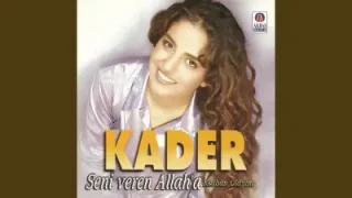Kader Ayrılığa Boyun Eğdik