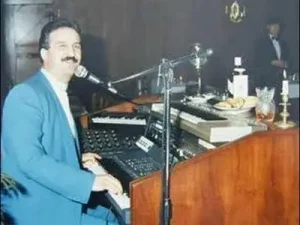 Kadir Sezer Sen Beni Unutamazsın Albüm Kapağı