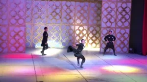 Kafkas Dans Albüm Kapağı