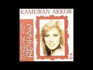 Kamuran Akkor Kokladığım İlk Ve Son Çiçektin