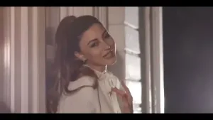 Kaşları Keman Albüm Kapağı