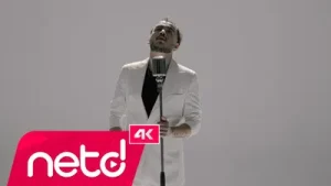 Kaybım Var Giden Herkese Saygım Var Albüm Kapağı