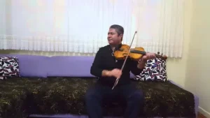 Kemancı Mızrap Beni Eller Gibi Görme Albüm Kapağı