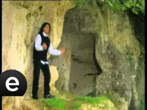 Kubat Esme Deli Rüzgar Albüm Kapağı