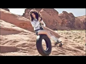 Lana Del Rey Drive By Albüm Kapağı