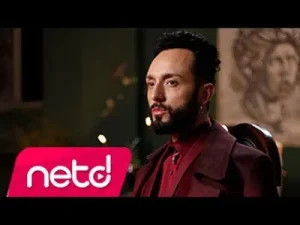 Mabel Matiz Bir Hadise Var Albüm Kapağı