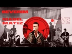 Mabel Matiz Severim Live Albüm Kapağı