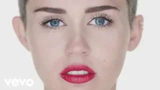 Miley Cyrus Wrecking Ball