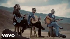 Mehmet Erdem Sen de Vur Gülüm