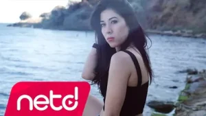 Melda Topbaş Bilmem Albüm Kapağı