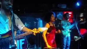 Melek Mosso Arzular Arsız Canlı Performans Ankara IF Performance Hall