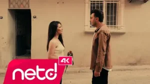 Mert Kayıkçıoğlu İzmirli Bir Yar Sevdim Albüm Kapağı