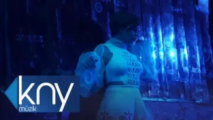 Merve Özbey Boynun Borcu Ft. Erdem Kınay Albüm Kapağı