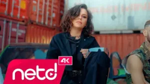 Merve Özbey Zümrüdüankam Albüm Kapağı