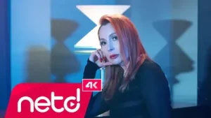 Mina Feat. Artem Üzgünüm Aşkım Albüm Kapağı