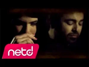 Musa Eroğlu Zamansız Yağmur Albüm Kapağı