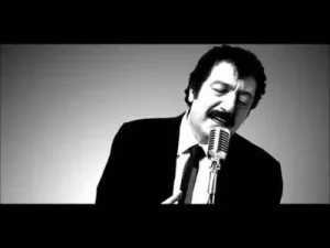 Müslüm Gürses Ah Gülüm Mp4 Albüm Kapağı