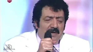 Müslüm Gürses Usta Canlı Performans Albüm Kapağı