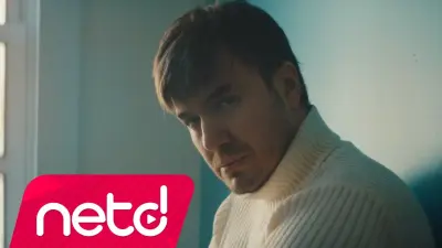 Mustafa Ceceli Saçma Sapan video klibi