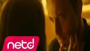 Mustafa Sandal Tesir Altında Albüm Kapağı