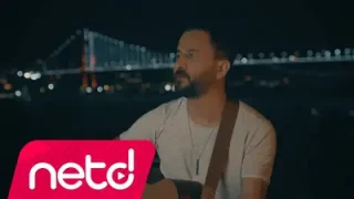 Mutlu Arı Yürürüm Yoluna