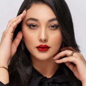 Najwa Farouk Albüm Kapağı