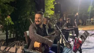 Necip Albay Potpori