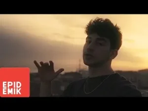 Neofeu Kızgınım Güneşe Albüm Kapağı