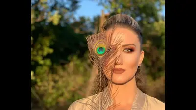 Nihan Çelikel Düş Adam video klibi