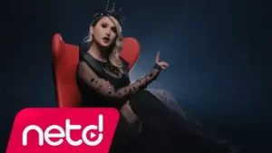 Nur Cennet Aşksız Prenses Albüm Kapağı