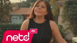 Nurdan Bağrıaçık Aşk Başkadır Albüm Kapağı