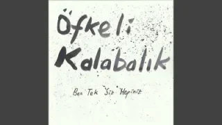 Öfkeli Kalabalık Ölü İnsanlar Görüyorum