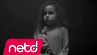 Oğuz Gülen Bir Mülteci Çocuk