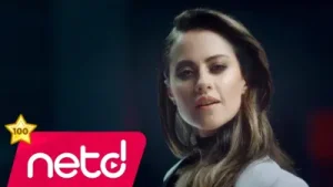 Okyanus – Derya Uluğ Albüm Kapağı