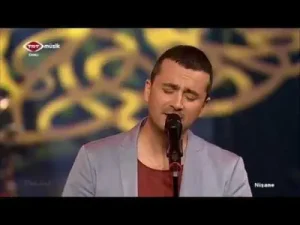 Onur Şan Mah Cemalin Güneş Midir Ay Midir Albüm Kapağı