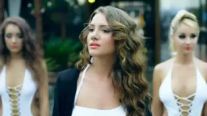 Ottilia Billionaire Albüm Kapağı
