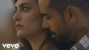 Öyle Güzel Ki Albüm Kapağı
