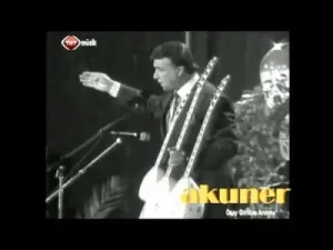 Özay Gönlüm Çöz De Al Mustafa Ali Albüm Kapağı