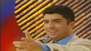 Özcan Deniz Zır Deli Albüm Kapağı