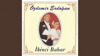 Özdemir Erdoğan Fahriye Abla