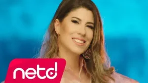 Özge Biroğlu Ağla Albüm Kapağı