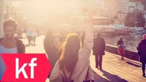 Özge Gelen Mevsimleri Beklerken Albüm Kapağı