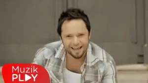 Özgün Sadece Arkadaşız Albüm Kapağı