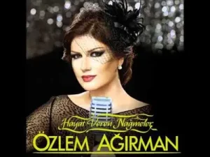 Özlem Ağırman Bir Kızıl Goncaya Benzer Albüm Kapağı