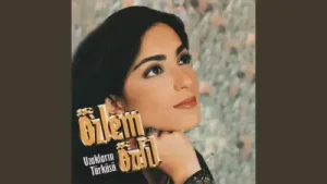 Özlem Özdil Deryanın İçinde