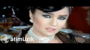 Özlem Özel – Benim de Herkes Gibi