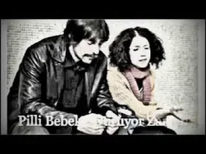 Pilli Bebek Duruyor Zaman Albüm Kapağı