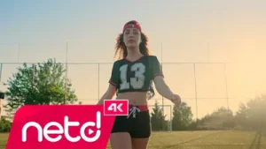 Rabia Tunçbilek Benimle Kal Albüm Kapağı