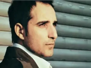 Rafet El Roman Hayat Hüzünlü Albüm Kapağı
